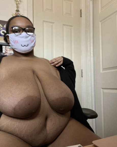 Nacktes geleaktes OnlyFans-Foto von Shamefullyskilled