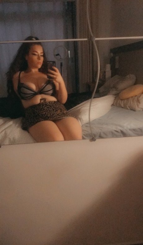 Nacktes geleaktes OnlyFans-Foto von Ameliaskye98
