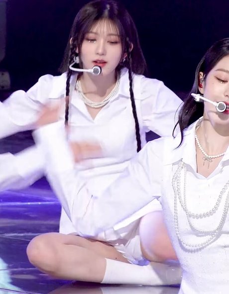 Nacktes geleaktes OnlyFans-Foto von Womenkpop