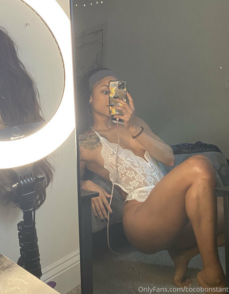Nacktes geleaktes OnlyFans-Foto von Cocoboncoco