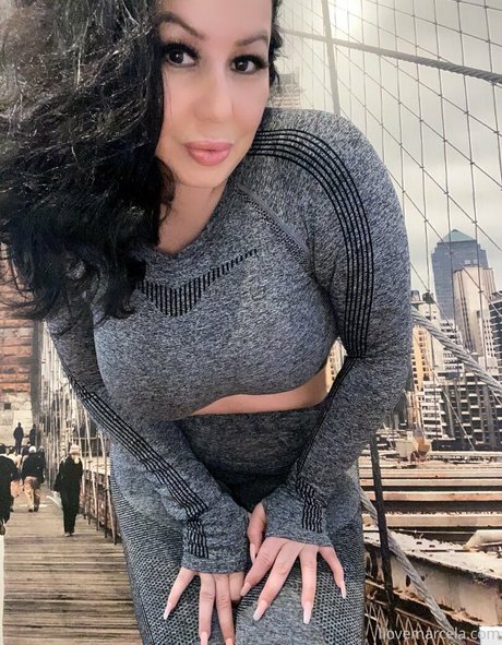 Latinamilfnyc
