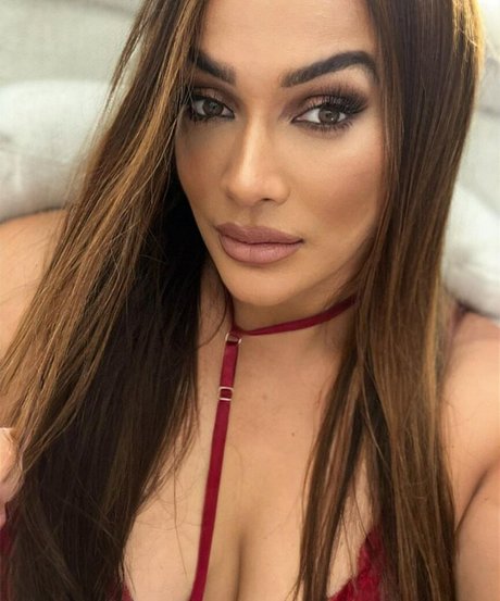 Nia Jax