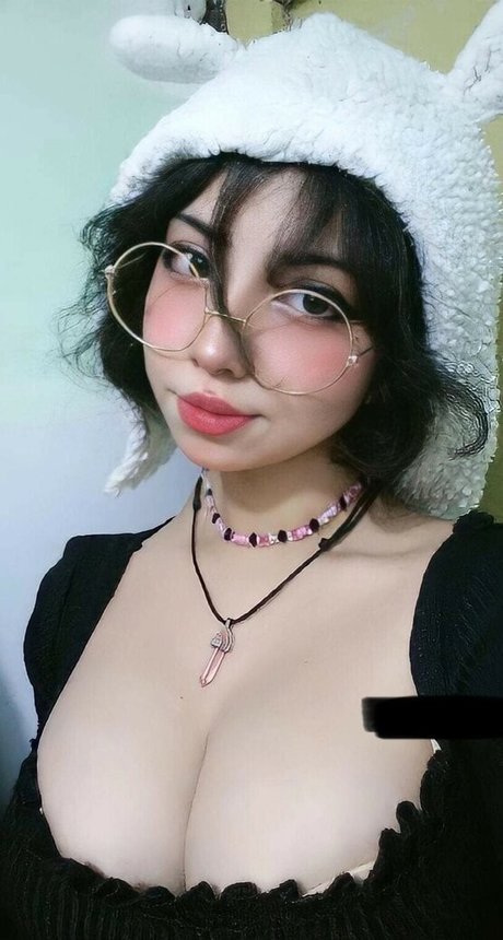 Nacktes geleaktes OnlyFans-Foto von Aby Dazai
