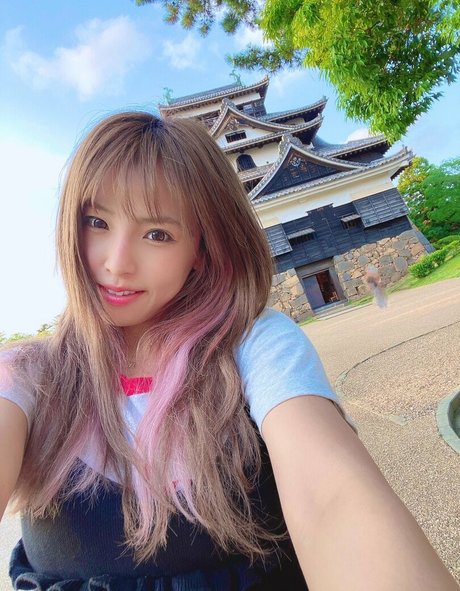 Mina Shirakawa