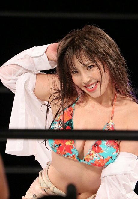 Mina Shirakawa