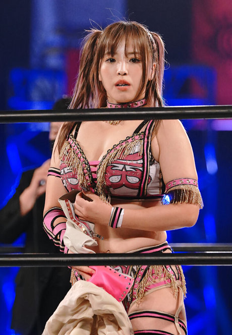 Mina Shirakawa