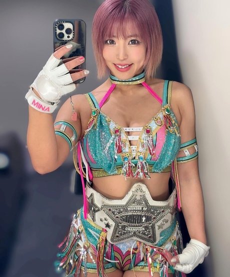Mina Shirakawa