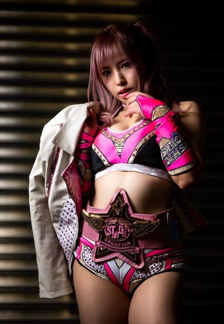 Mina Shirakawa