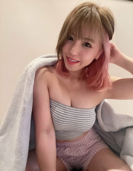 Mina Shirakawa