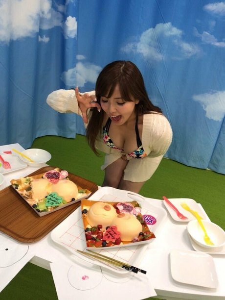 Mina Shirakawa