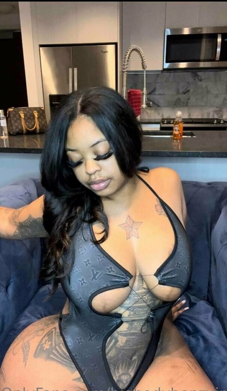 Nacktes geleaktes OnlyFans-Foto von Bigbodybenzvip