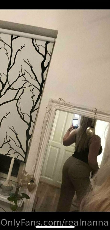 Nacktes geleaktes OnlyFans-Foto von Realnanna