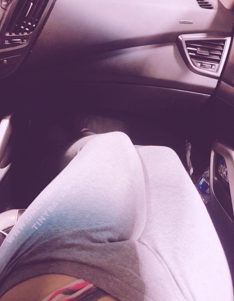 Nacktes geleaktes OnlyFans-Foto von Tinysatan