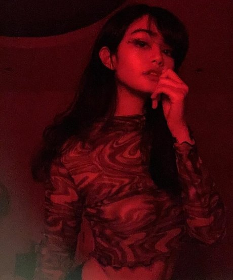 Nacktes geleaktes OnlyFans-Foto von Yymage