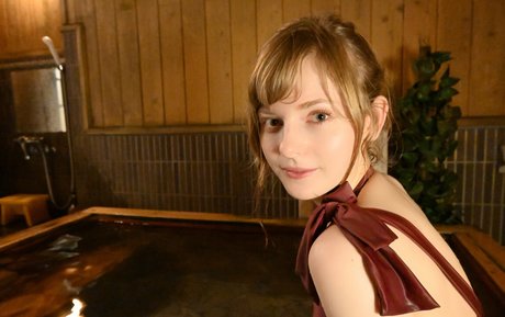 Nacktes geleaktes OnlyFans-Foto von Ella Freya