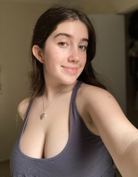 Itsmollyyyrose_again