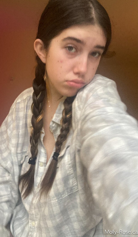 Itsmollyyyrose_again