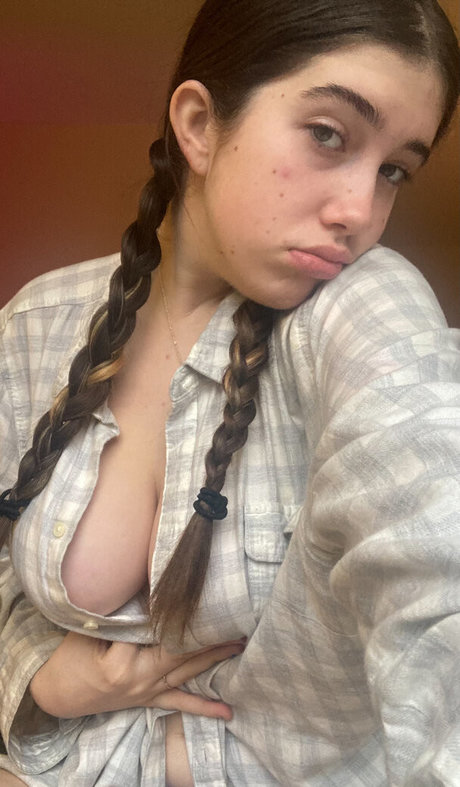 Itsmollyyyrose_again