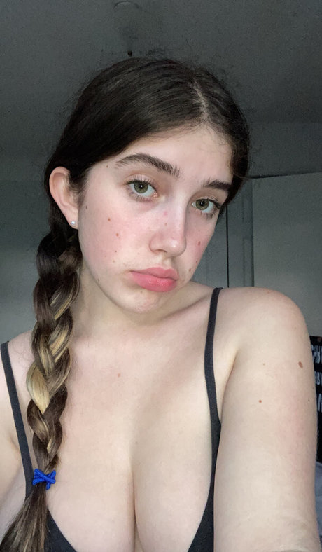 Itsmollyyyrose_again