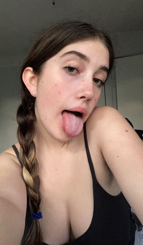 Itsmollyyyrose_again