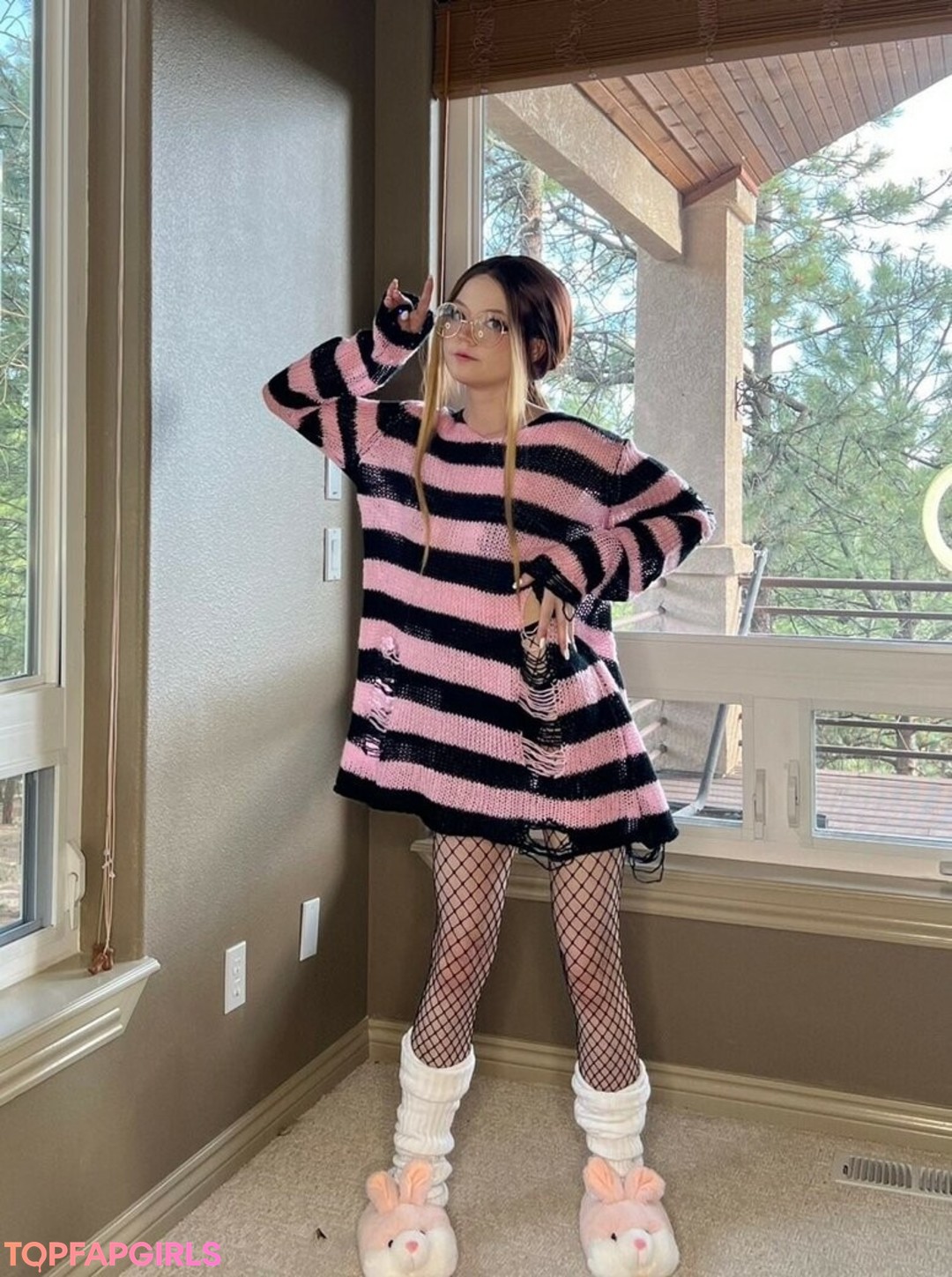 Nacktes geleaktes OnlyFans-Foto von Strawbeariemilkk #1283