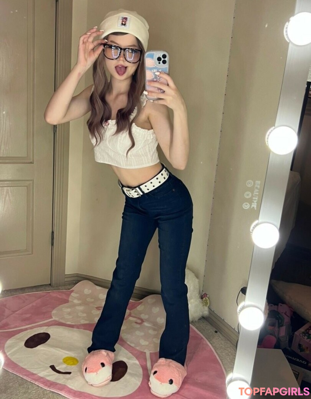 Nacktes geleaktes OnlyFans-Foto von Strawbeariemilkk #1384