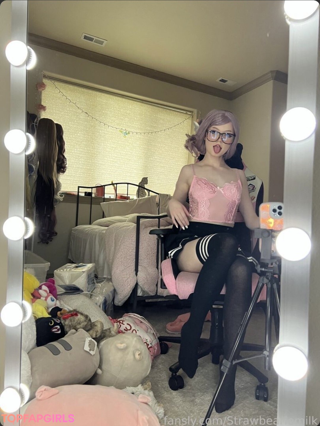 Nacktes geleaktes OnlyFans-Foto von Strawbeariemilkk #501