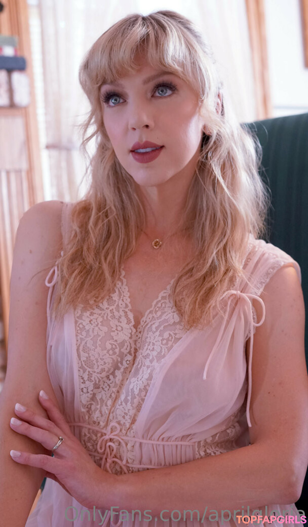 Nacktes geleaktes OnlyFans-Foto von April Gloria #2035