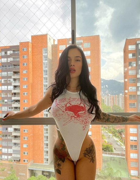 Nacktes geleaktes OnlyFans-Foto von Lili Jones