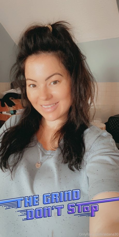 Nacktes geleaktes OnlyFans-Foto von Rachel Aldana