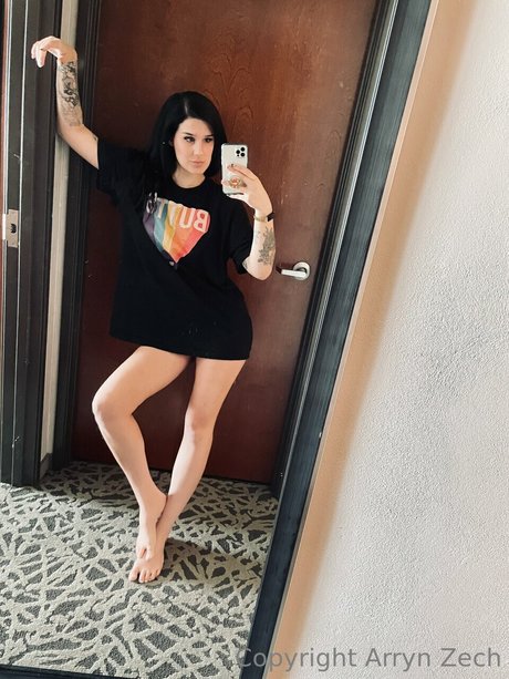 Arryn Zech