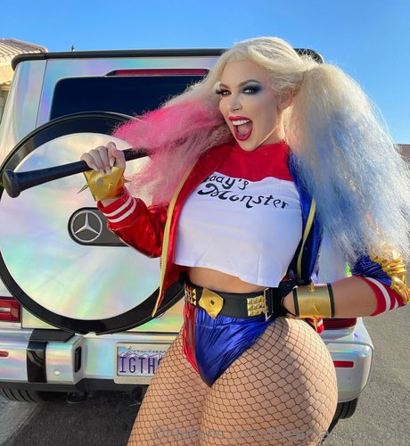Nacktes geleaktes OnlyFans-Foto von Amanda Nicole