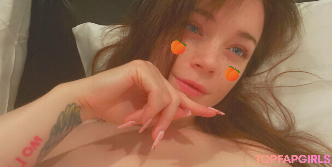 Nacktes geleaktes OnlyFans-Foto von Emily Lynne #597