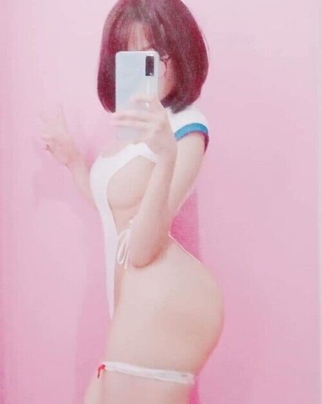 Nacktes geleaktes OnlyFans-Foto von Eimiruwu