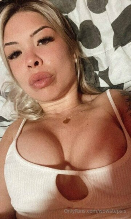 Nacktes geleaktes OnlyFans-Foto von Wowstepsis