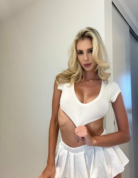 Nacktes geleaktes OnlyFans-Foto von Briteresifree