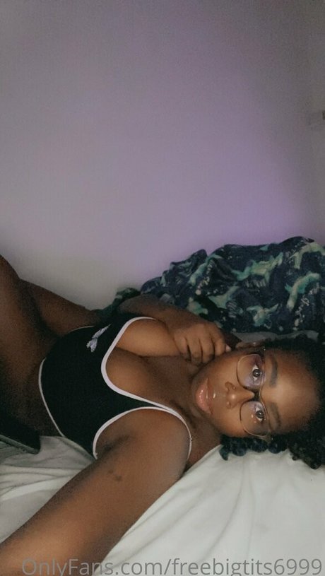 Nacktes geleaktes OnlyFans-Foto von Freebigtits6999