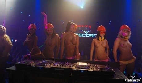 Gogo Stripper