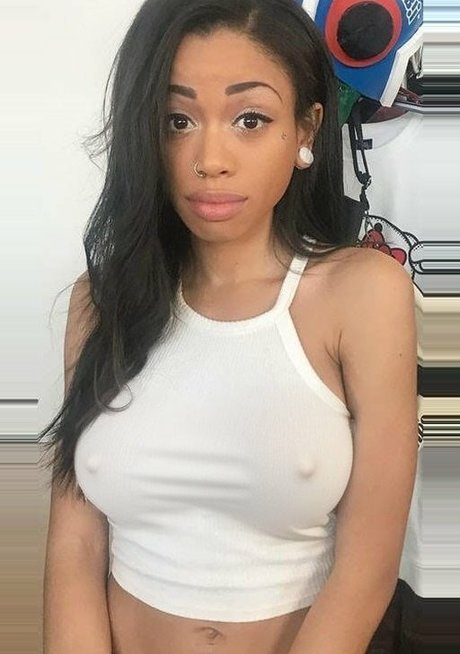 Nacktes geleaktes OnlyFans-Foto von Ericka Bozeman