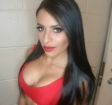 Zelina Vega