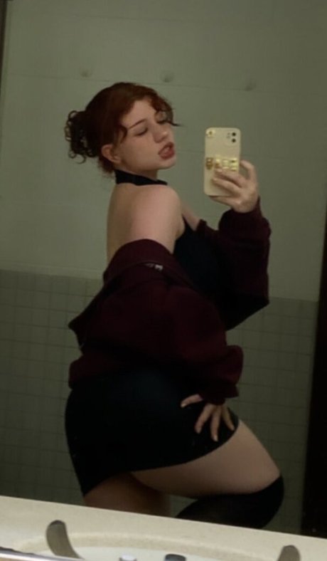 Nacktes geleaktes OnlyFans-Foto von Ochya0