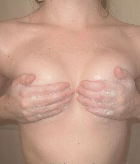 Nacktes geleaktes OnlyFans-Foto von Cutiekaseyfree