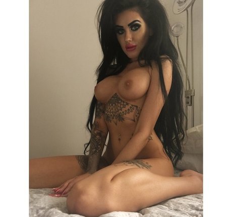 Nacktes geleaktes OnlyFans-Foto von Emmaamodel