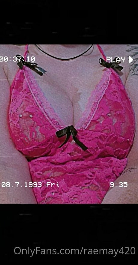 Nacktes geleaktes OnlyFans-Foto von Raemay420