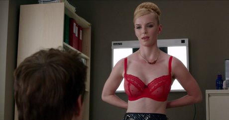 Betty Gilpin
