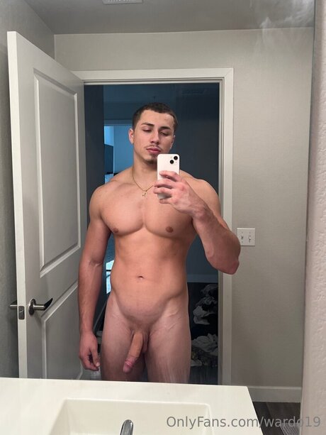 Nacktes geleaktes OnlyFans-Foto von Fanvidz