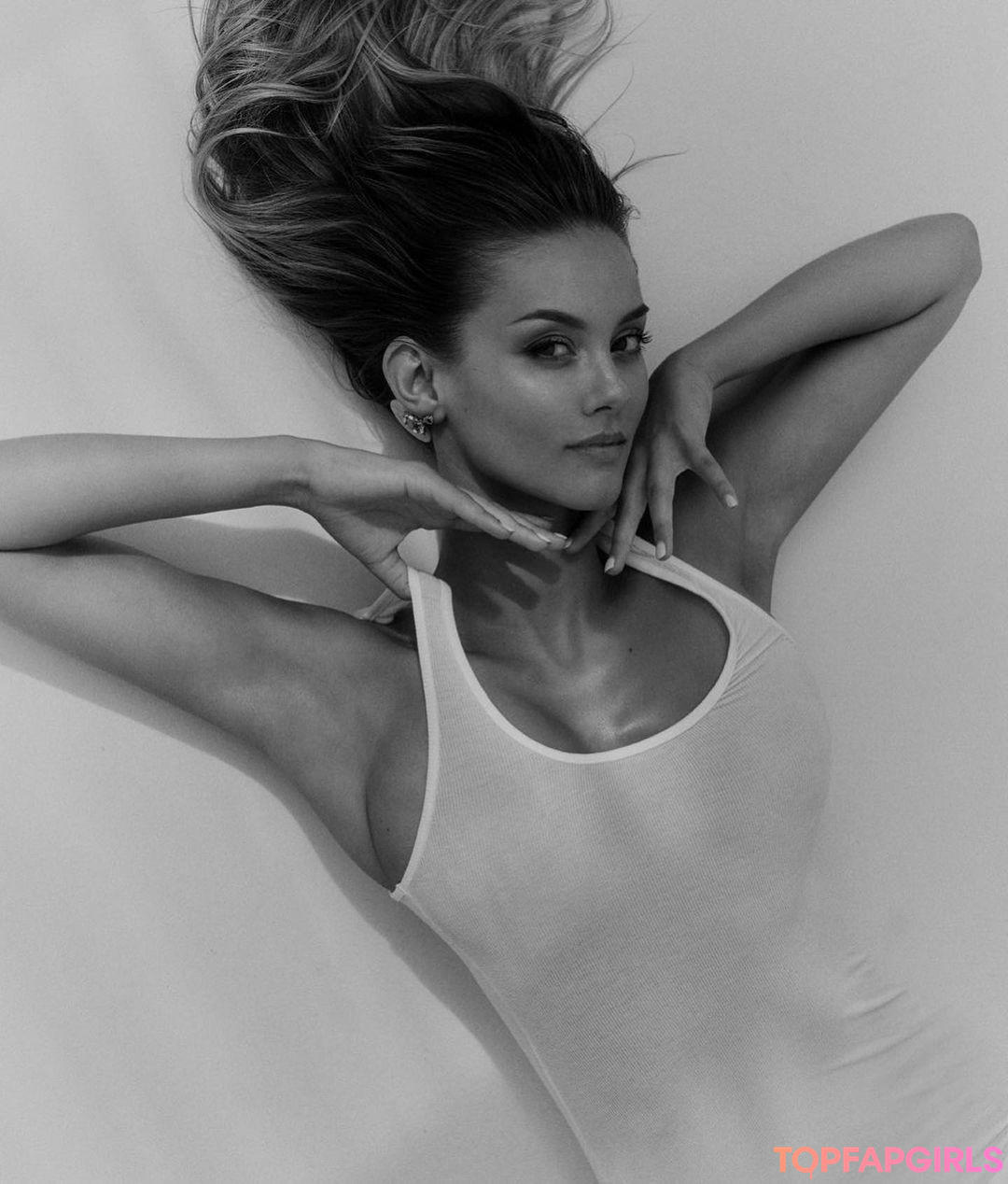 Nacktes geleaktes OnlyFans-Foto von Nicola Cavanis #1189