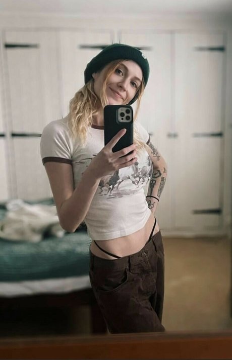 Janet Devlin