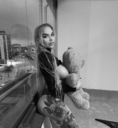 Nacktes geleaktes OnlyFans-Foto von Milanasw