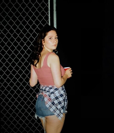 Nacktes geleaktes OnlyFans-Foto von Emma Kenney